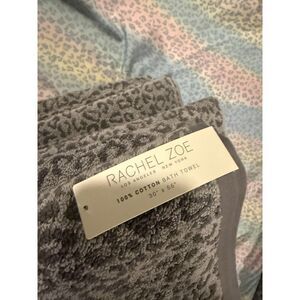 Rachel Zoe Luxury Bath Towel Gray Leopard Jacquard 100% Cotton 30x56 NWT